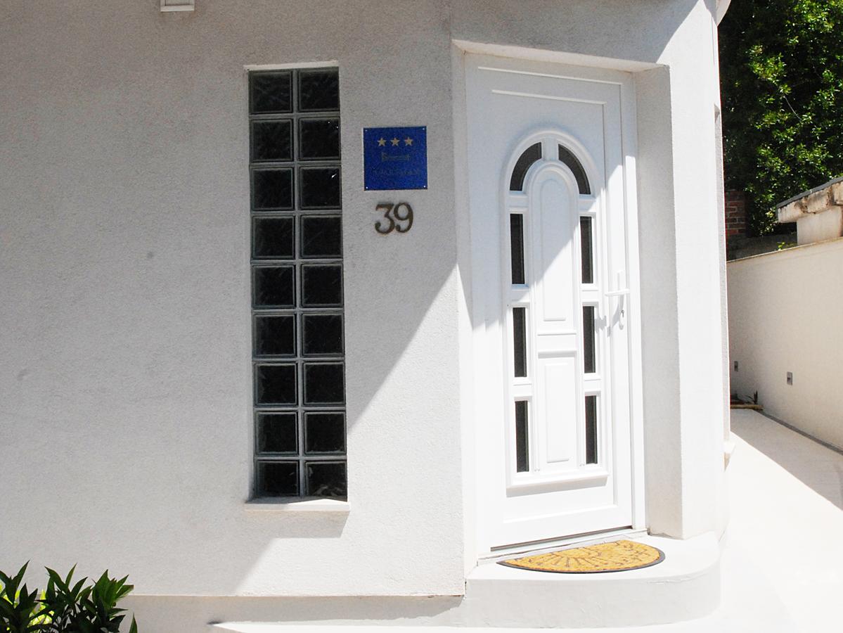 Apartment Klara Pula Exterior photo